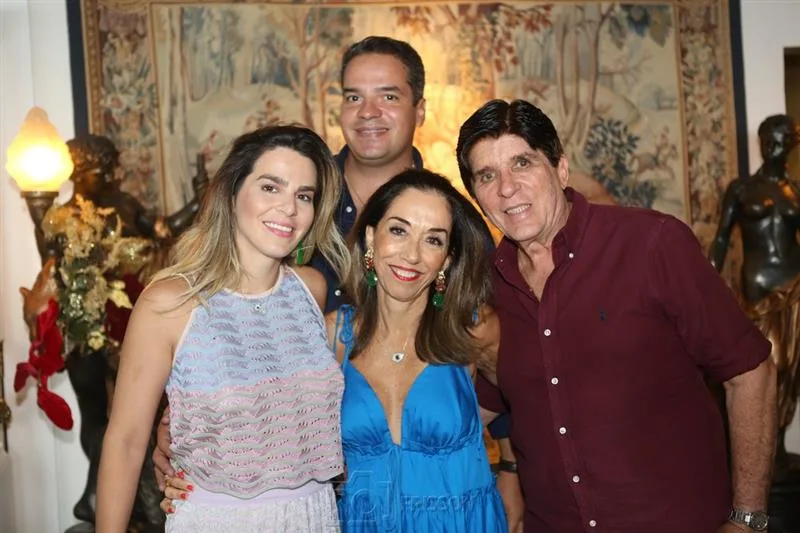 Amanda Távora, Thiago Holanda, Marcia Távora e Dito Machado