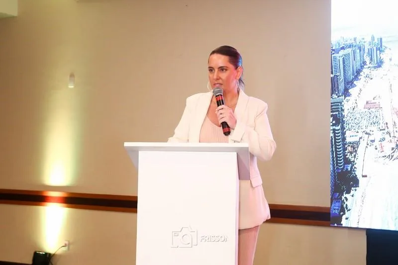 Clarisse Linhares