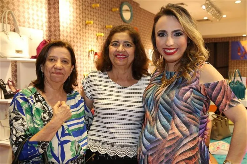 Alecrides Menezes, Tereza Sampaio e Mabel Portela