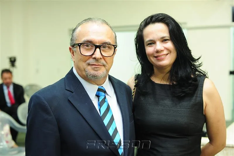 Eduardo Odécio e Cristiane Sales