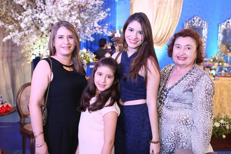 Ana Cristina, Beatriz Cândido, Ana Carolina e Mércia Leite