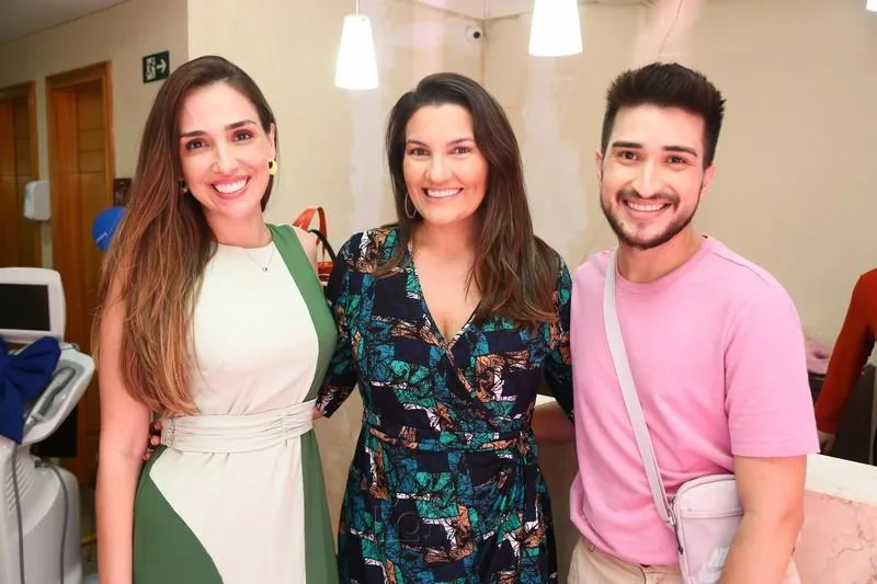 Clarissa Capistrano, Mariana Sasso e Eduardo Mathos