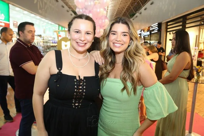Deborah Alcântara e Thaís Petronio