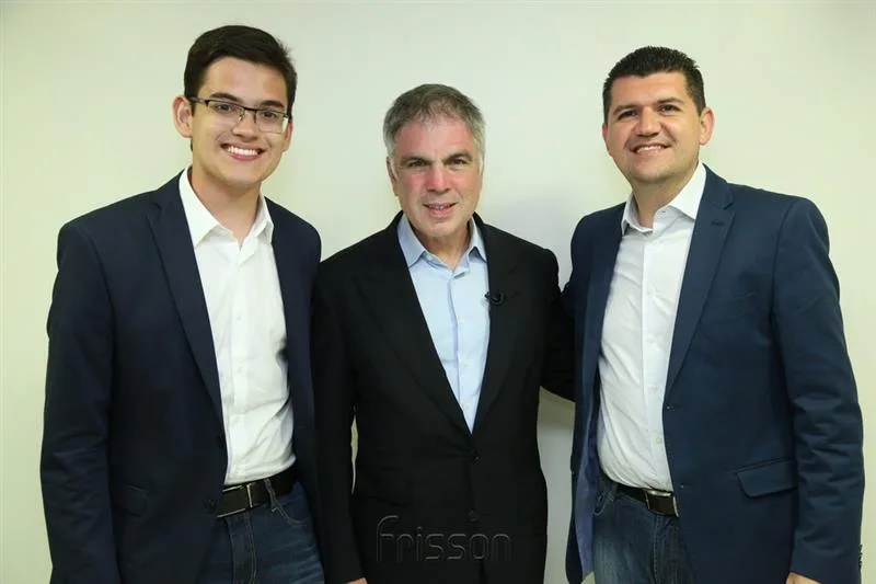 Carmelo Neto, Flávio Rocha e Ronaldo Martins