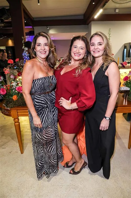 Adriana Mota, Karina Bezerra e Erika Amaral