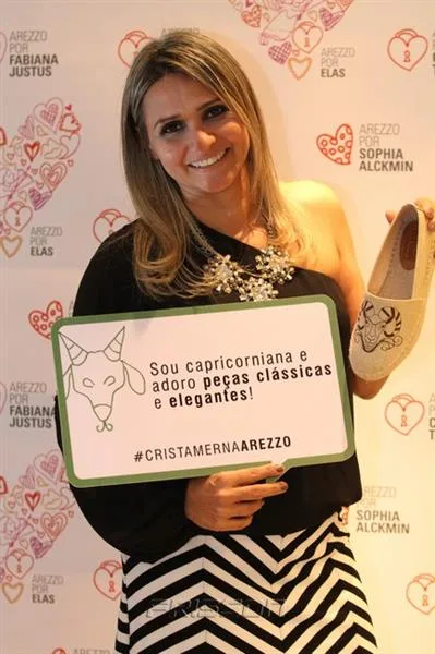 Ana Paula Araújo