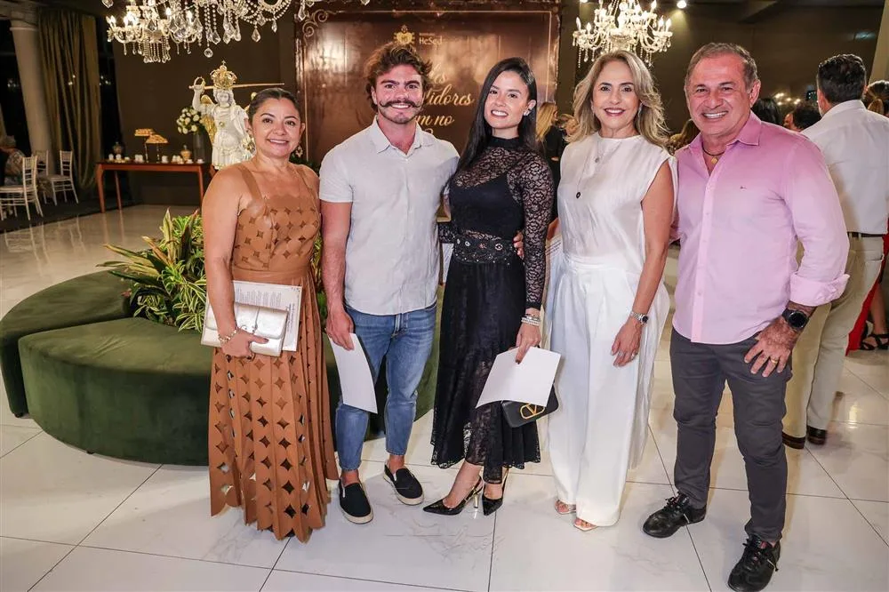 Andrea Tavares, Michael Dias, Ana Clara Tavares, Polyana e Moisés Oliveira