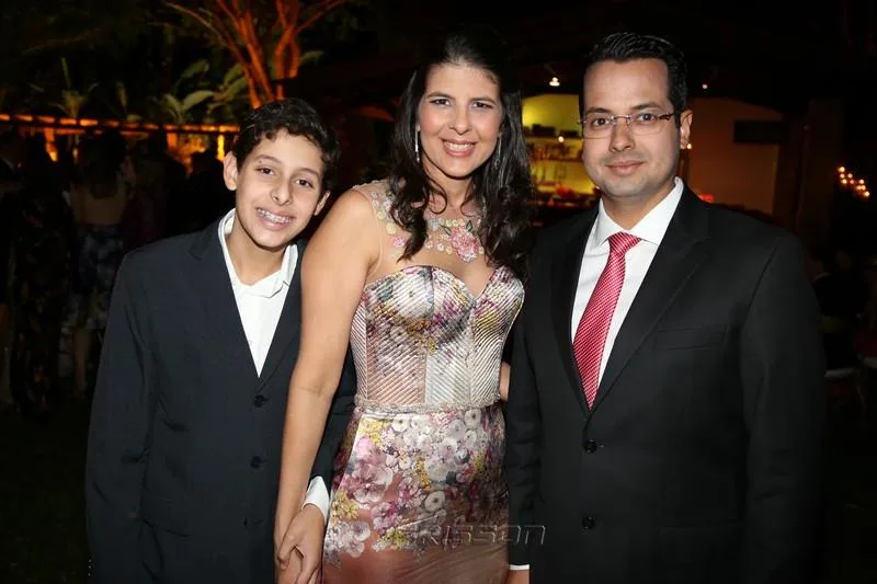 André, Juliana Fiúza e Vitor Valim