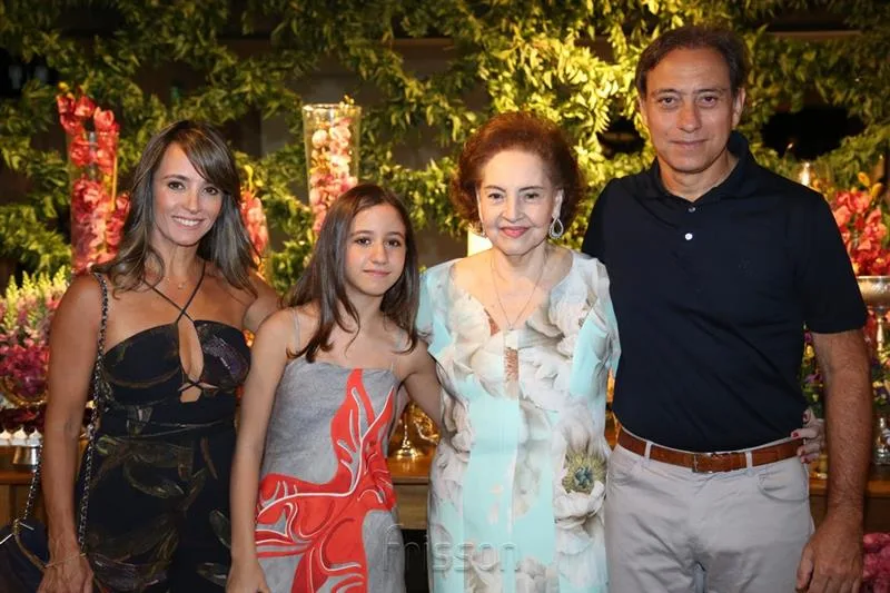 Alessandra, Pietra, Norma e Sergio Bezerra