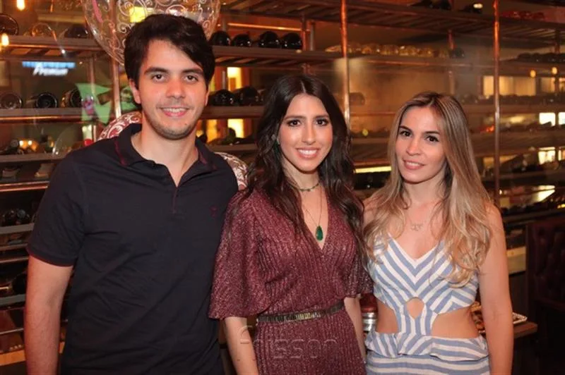 Claudio Ribeiro, Tayra Romcy e Mariane Melo