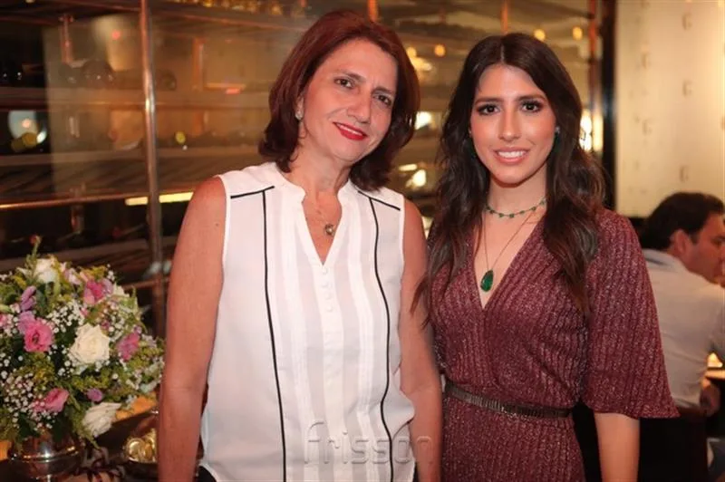 Isabel e Tayra Romcy