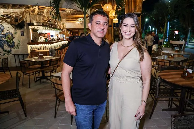 Deda Gomes e Karem Melos