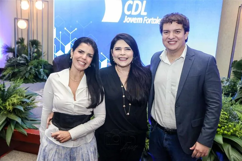 Aline Ferreira, Sellene Câmara e Guilherme Colares