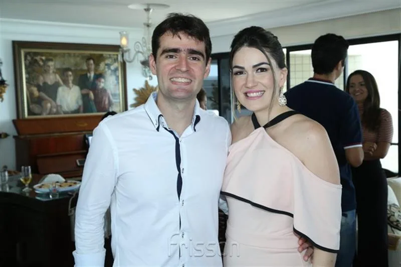 Arthur e Juliana Costa Lima