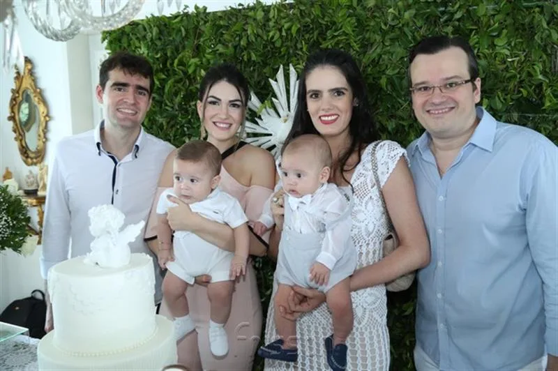 Arthur, Isaac, Juliana Costa Lima, Jarson Filho, Carla e Jarson Fontelles