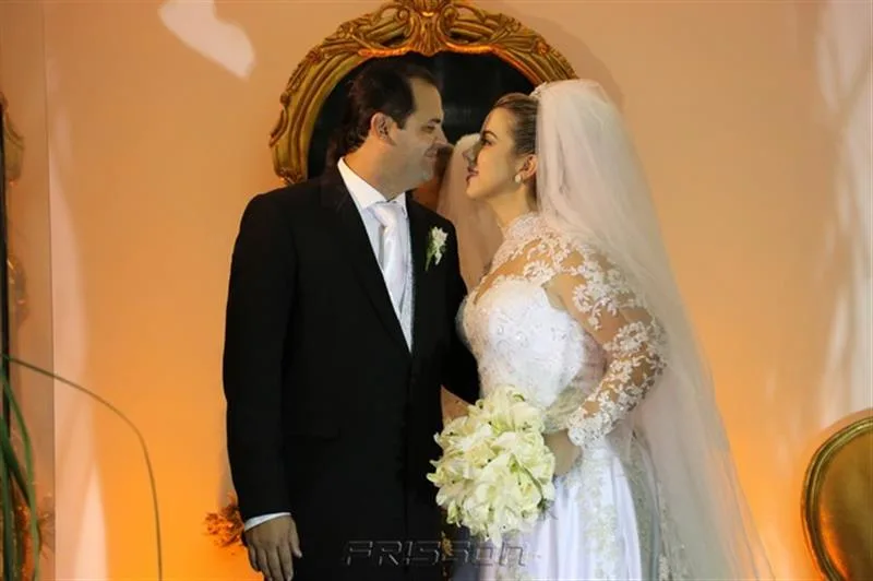 Airton Junior e Carolina Marzagão