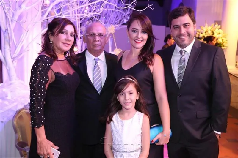 Ana, Leonel Barbalho, Sofia, Amanda e Rodolfo Araujo
