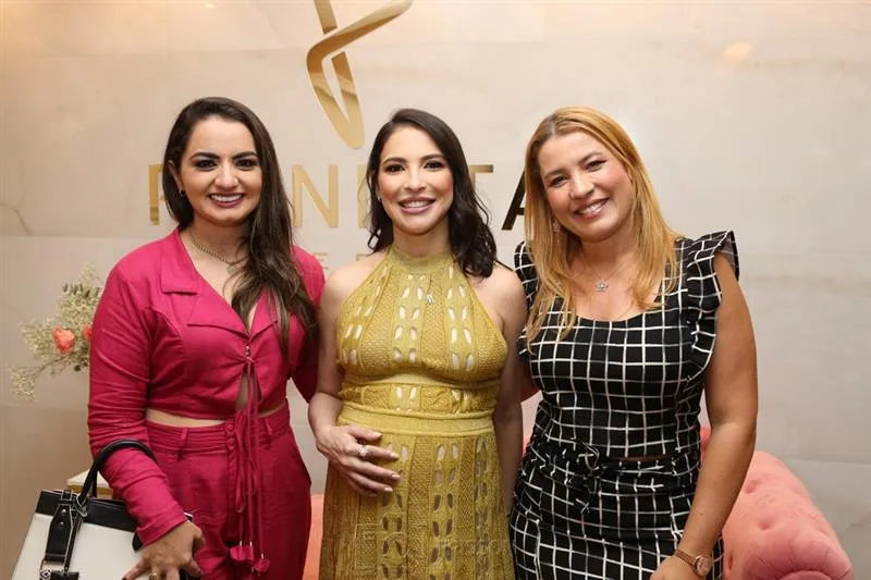 Cleane Fontenele, Lia Albuquerque e Natália Varela