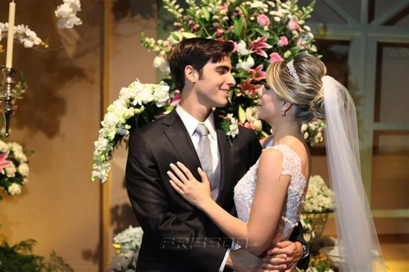 Larissa e Emílio Ary