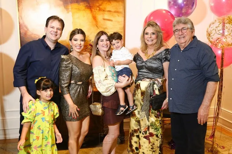 Aniversário de Marcella Almeida