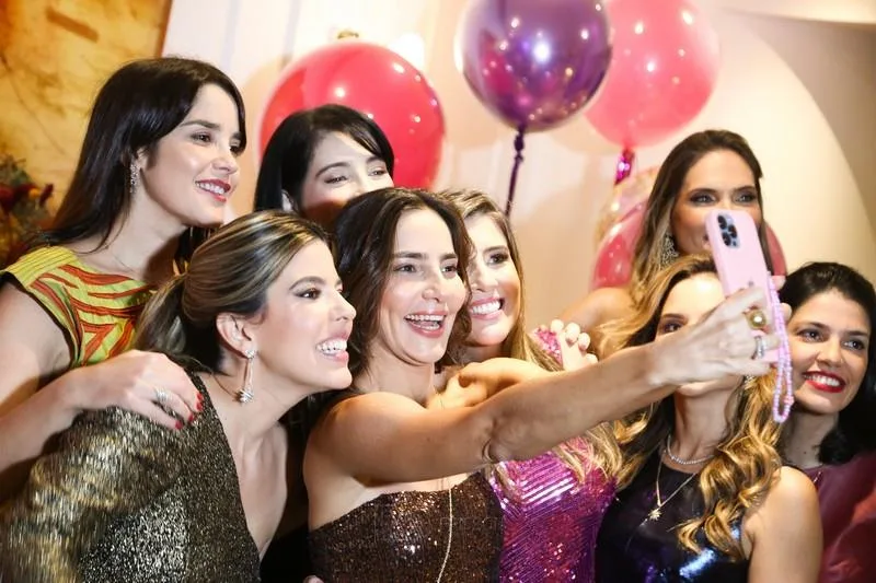 Aniversário de Marcella Almeida