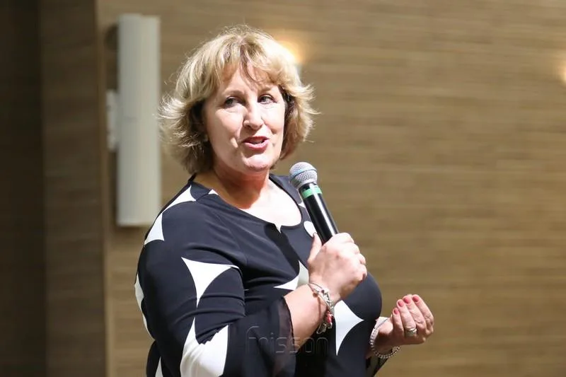 Annette de Castro