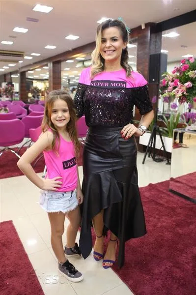 Caroline e Lilianne Siqueira