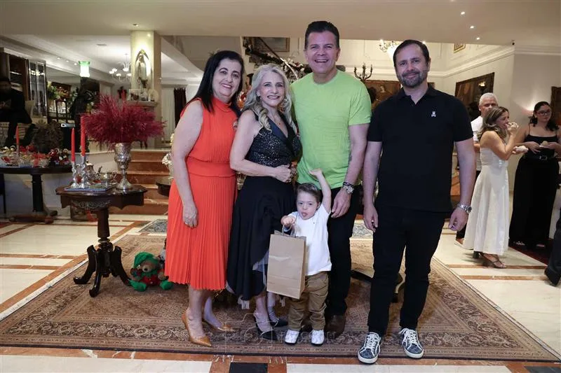 Fatima Serpa, Rosângela Dias, Miguel Neto, Gustavo Serpa, Otoni Oliveira