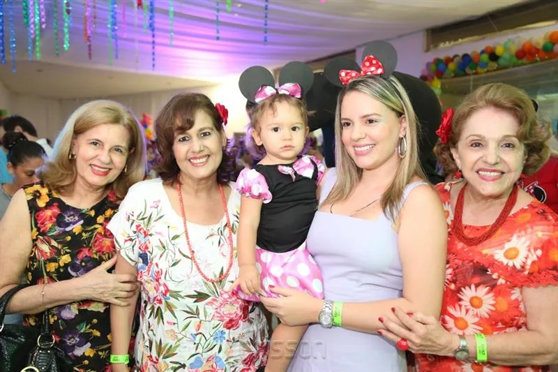Diana Tomas, Claudinha Thays, Bebel e Vitoria Philomeno