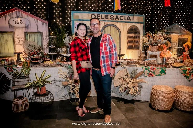 Alessandra Viana e Raphael Joca
