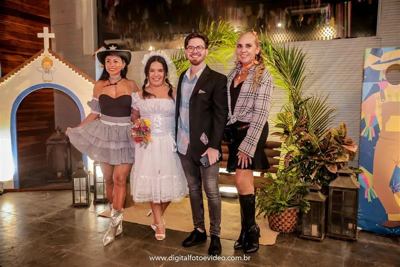 Ana Costa. Karla Peixe, Renan Dias e Paula Athayde