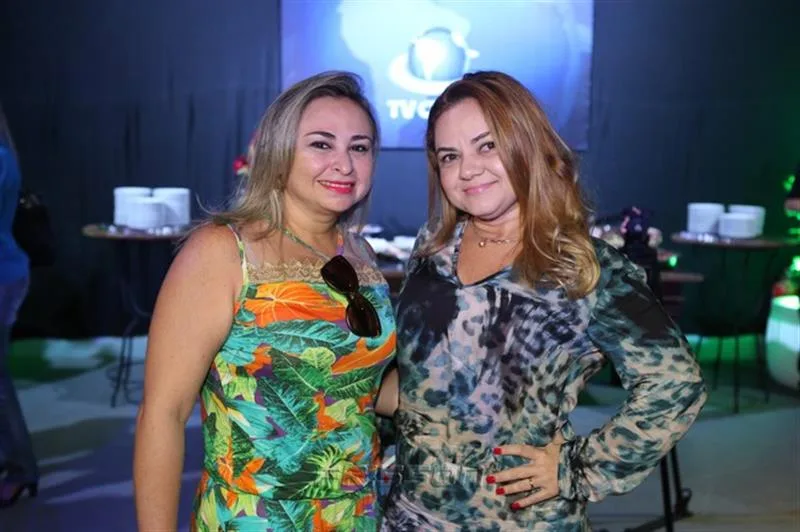 Adriana Juaçaba e Paula Grangeiro