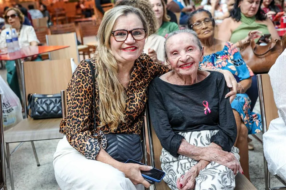 Anne Ribeiro e Francisca Marcos