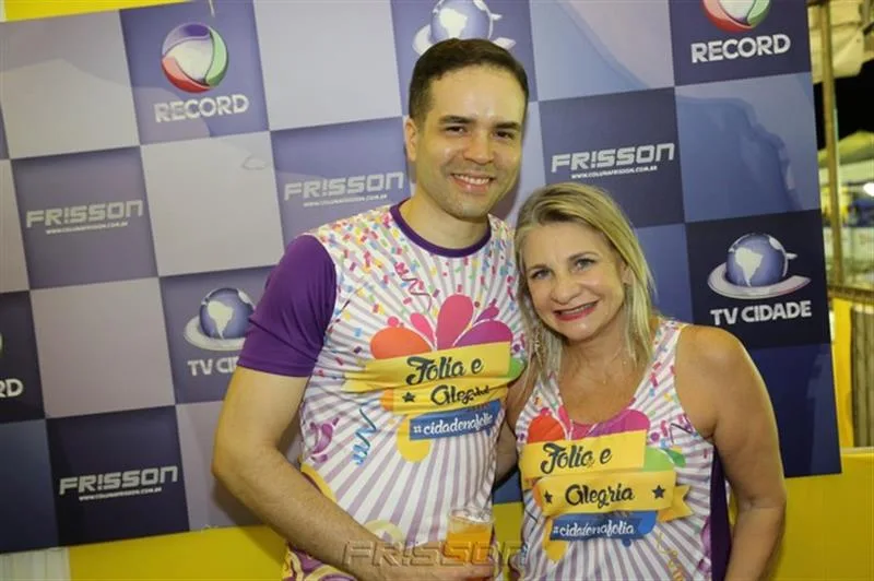 Adriano Abintes e Rosângela Dias