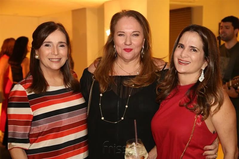 Adriana Teixeira, Luiziane Cavalcante e Adriana Bezerra