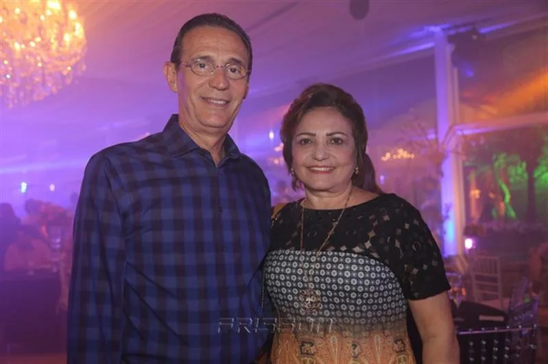 Aristófanes e Vânia Canamary