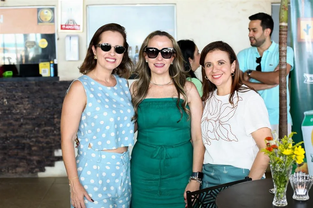 Ana Paula Castelo, Daniele Castelo Branco e Cecília Castro