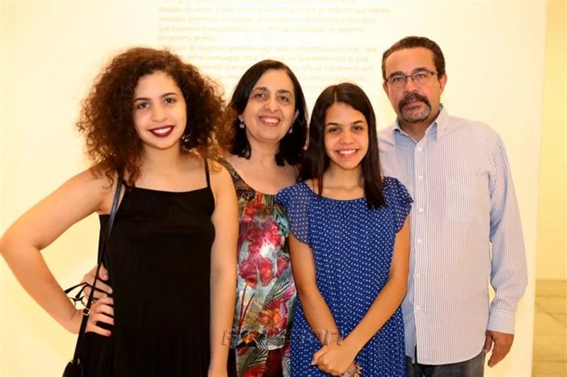 Emília, Solange, Isabel e Romeu Duarte