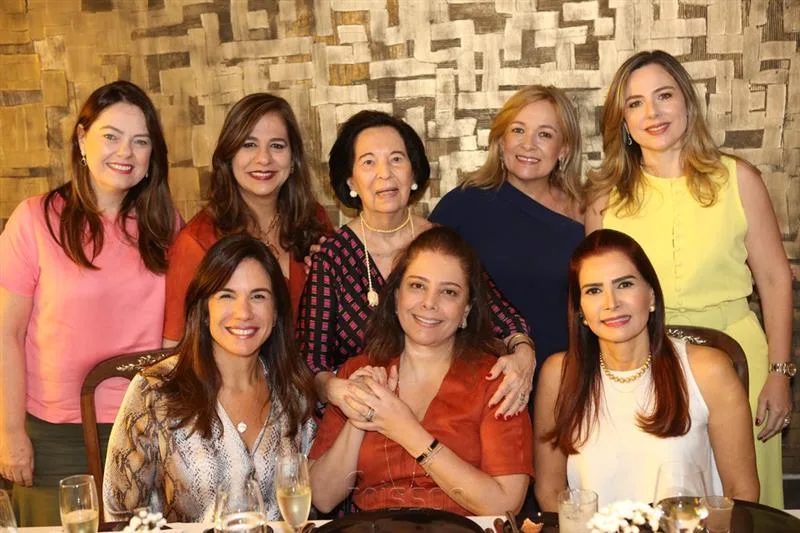 Erica Girão, Martinha Assunção, Zuleide Menezes, Rejane Porto, Suyane Dias Branco, Ana Virginia Martins, Claudia Gradvohl e Lorena Pouchain