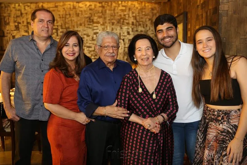 George, Martinha Assunção, Paulo, Zuleide Menezes, Thiago e Paulinha Assunção