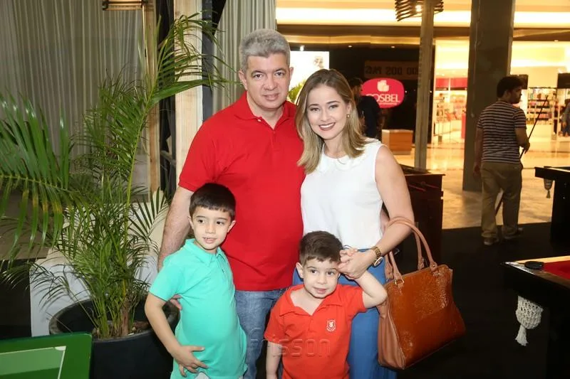 Bruno, Miguel, Heitor e Kelvia Ribeiro