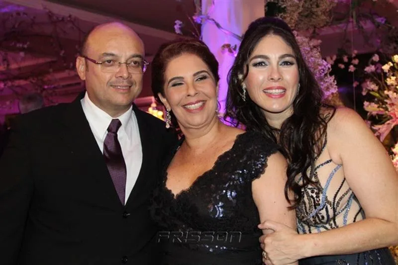 Adriano, Genna e Izabela Fiúza