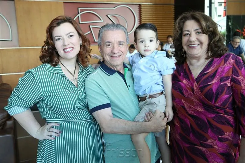 Aline Barroso, Majela Felix, Victor Barroso e Vera Felix
