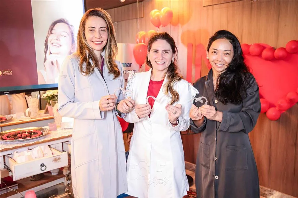 Tayanna Braga, Nathalia da Escóssia e Celia Kawano