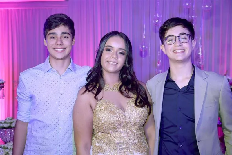 Arthur Weyne, Marcela Prudente e Davi Massller