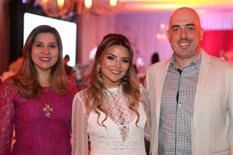 Camila Araujo, Livia Baral e Rodrigo Vargas