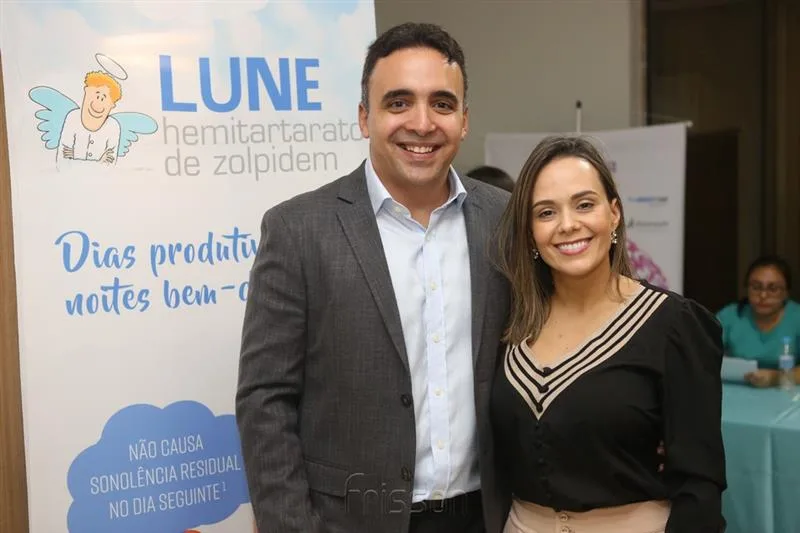 Alexandre Aquino e Karine Sampaio