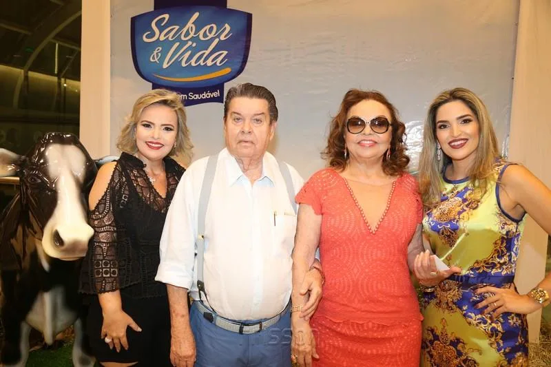 Daniela, Dico, Aurora e Ludmila Carneiro