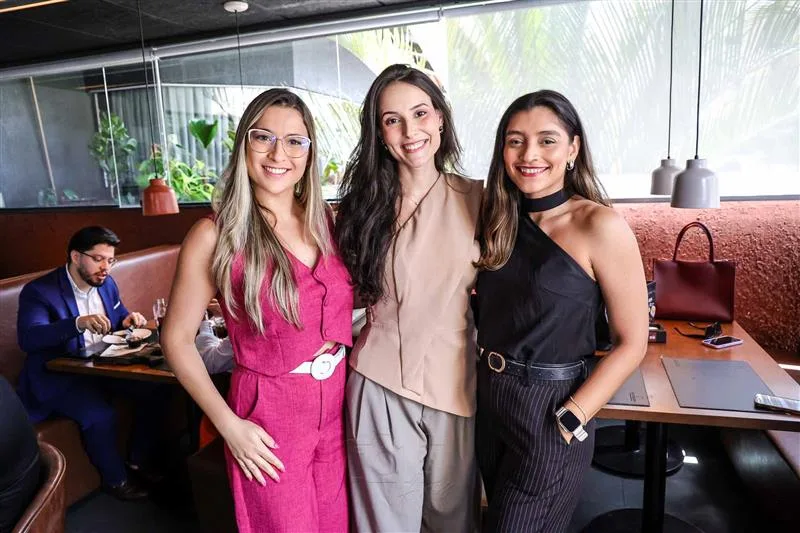 Clecia Godinho, Maria Torquato e Gabriellen Melo