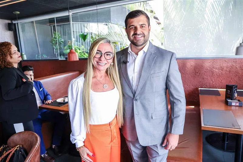 Elaine Bezerra e Fleury Neto